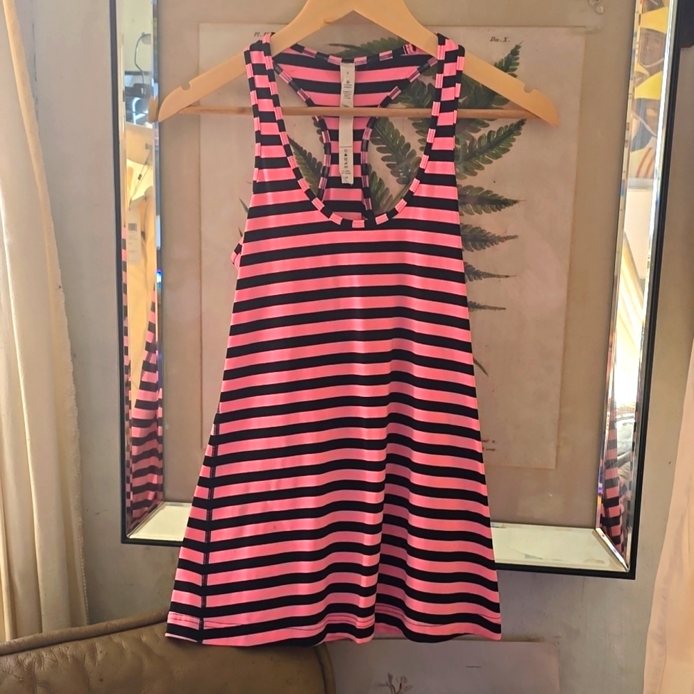 🍓 Lululemon Pink & Black Stripe Racer Back Yoga Tank sz 8